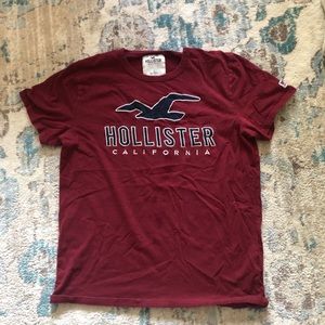 Hollister T shirt